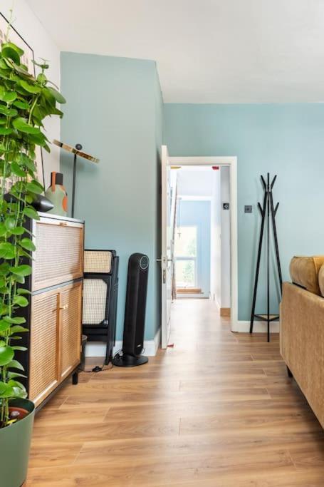Harbourside Haven - Stylish Retreat In Hotwell - Free Parking Apartment Бристол Екстериор снимка