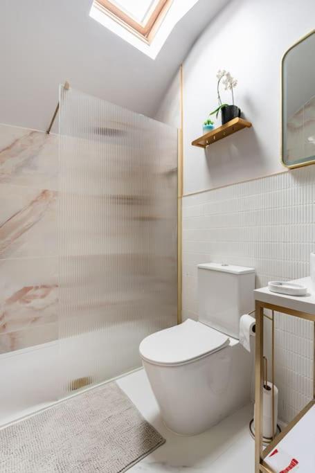 Harbourside Haven - Stylish Retreat In Hotwell - Free Parking Apartment Бристол Екстериор снимка