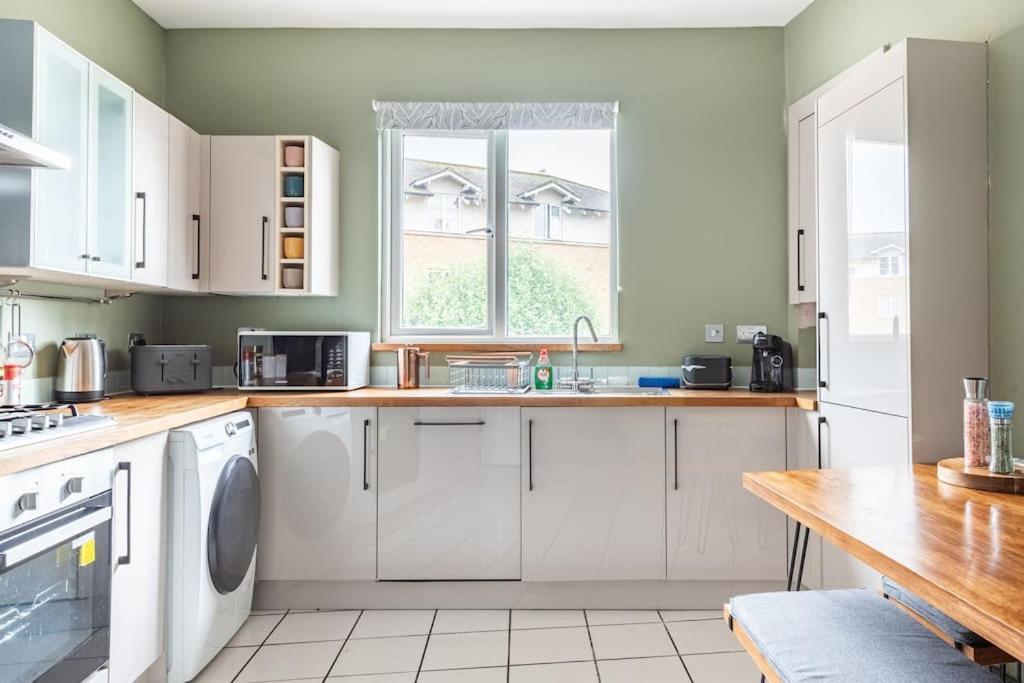 Harbourside Haven - Stylish Retreat In Hotwell - Free Parking Apartment Бристол Екстериор снимка