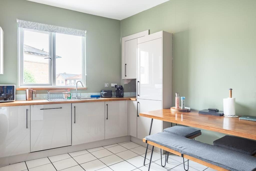 Harbourside Haven - Stylish Retreat In Hotwell - Free Parking Apartment Бристол Екстериор снимка