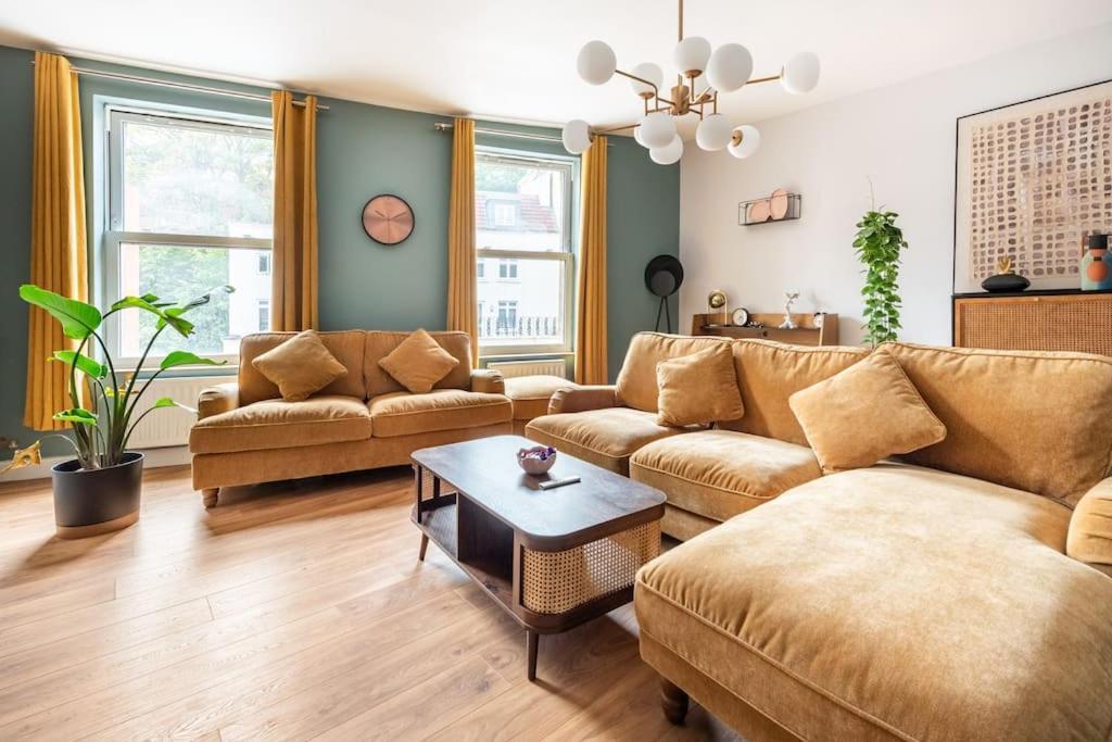 Harbourside Haven - Stylish Retreat In Hotwell - Free Parking Apartment Бристол Екстериор снимка